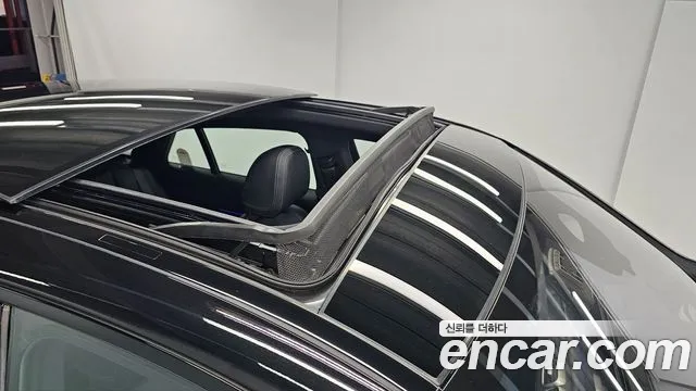 Mercedes-Benz GLE-Class — Фото автомобиля 12