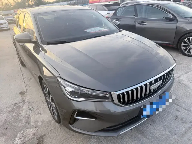 Geely Emgrand — Фото автомобиля 3