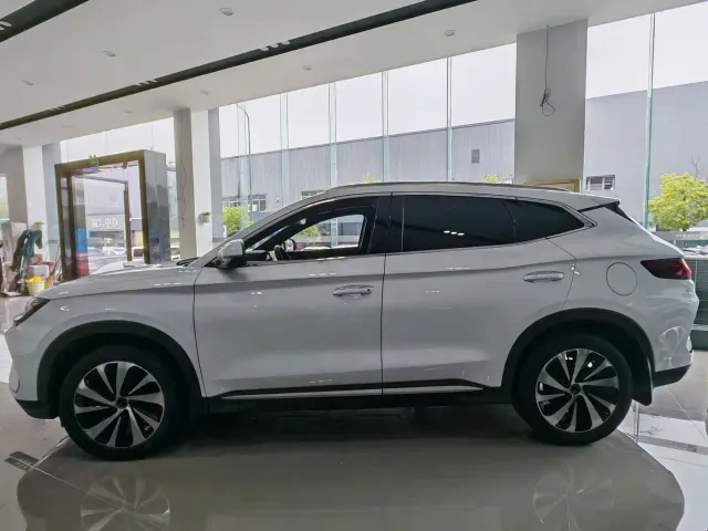 BYD Song PLUS — Фото автомобиля 9