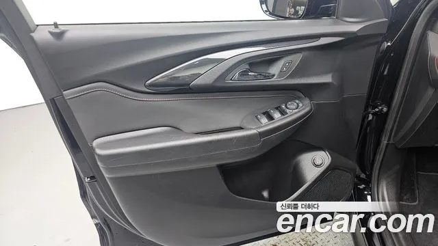 Chevrolet Trailblazer — Фото автомобиля 12