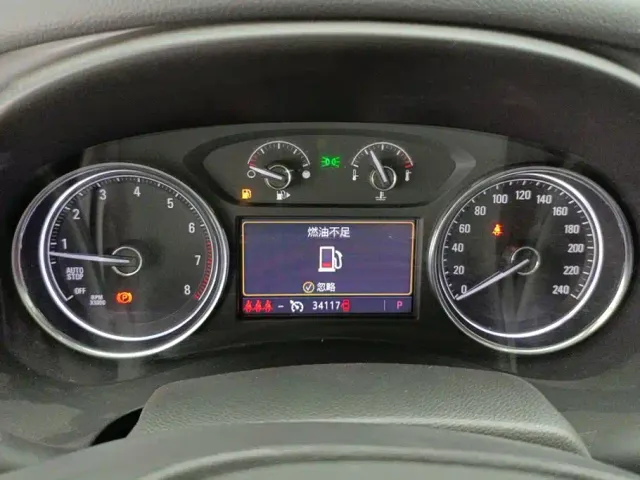 Buick LaCrosse — Фото автомобиля 14