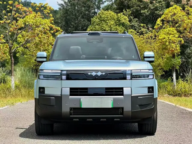 BYD FangChengBao Titanium 7 — Фото автомобиля 2