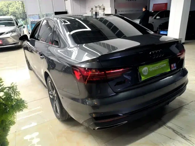 Audi A4L — Фото автомобиля 4