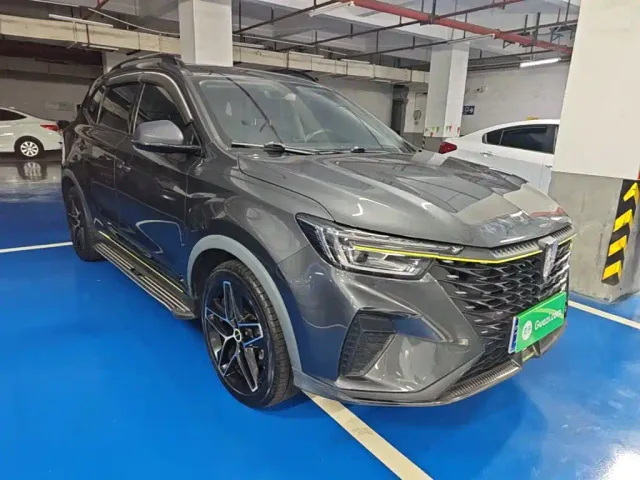 Roewe RX5 — Фото автомобиля 3