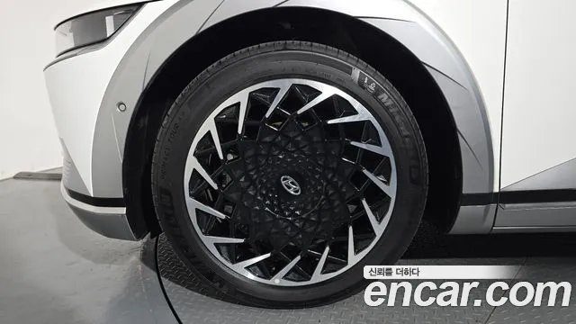 Hyundai Ioniq5 Ioniq5 Long Range AWD — Фото автомобиля 5