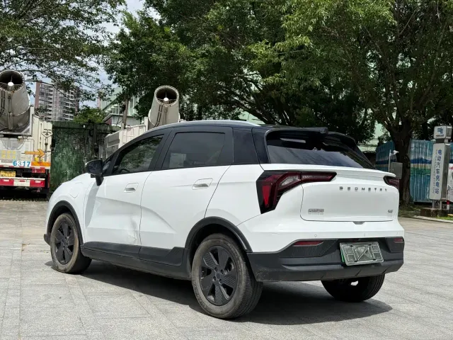 Geely Geometry E Firefly — Фото автомобиля 12