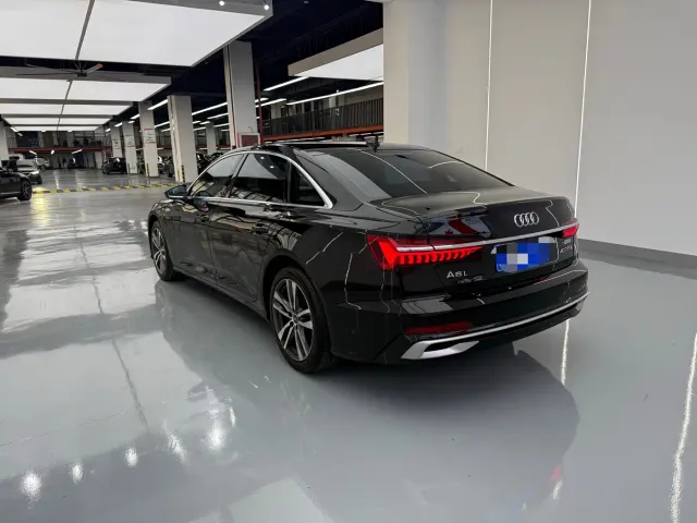 Audi A6L — Фото автомобиля 13