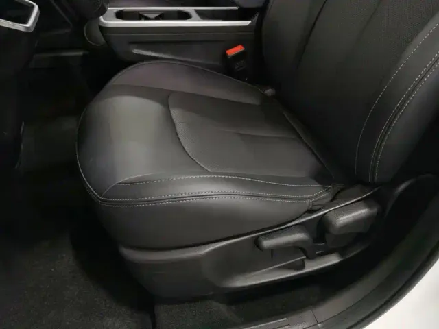 Hozon Neta V — Фото автомобиля 20