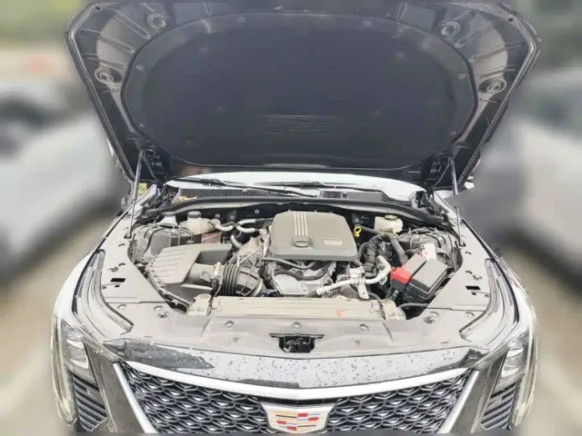 Cadillac CT5 — Фото автомобиля 3