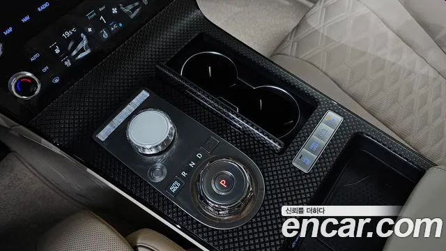 Genesis G80 Бензин 2.5 турбо 2WD — Фото автомобиля 9