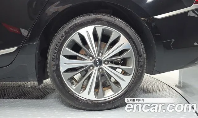 Kia K8 Hybrid — Фото автомобиля 6