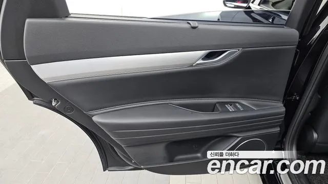 Genesis G80 Бензин 2.5 турбо AWD — Фото автомобиля 24
