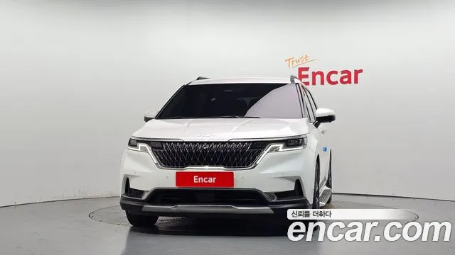 Kia Carnival Generation 4 — Фото автомобиля 3