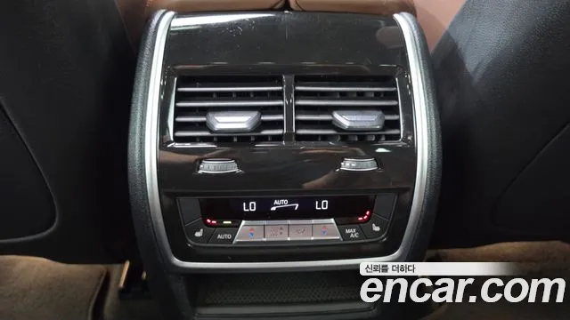 BMW X7 — Фото автомобиля 26
