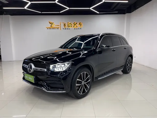 Фотография автомобиля — Mercedes-Benz GLC-Class