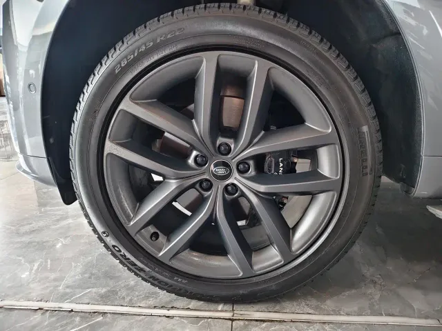 Land Rover Range Rover Sport — Фото автомобиля 6