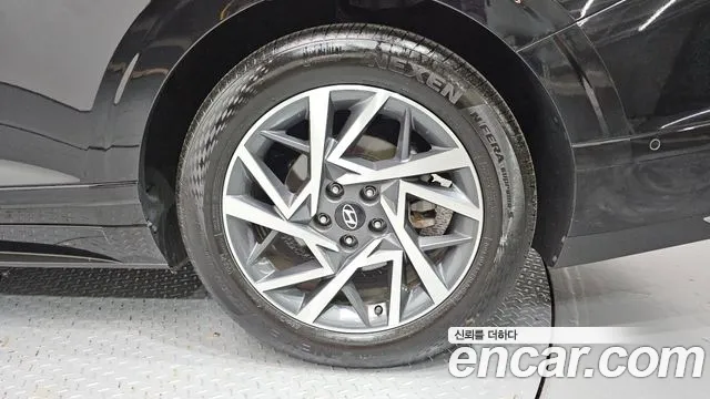 Hyundai Grandeur GN7 — Фото автомобиля 6