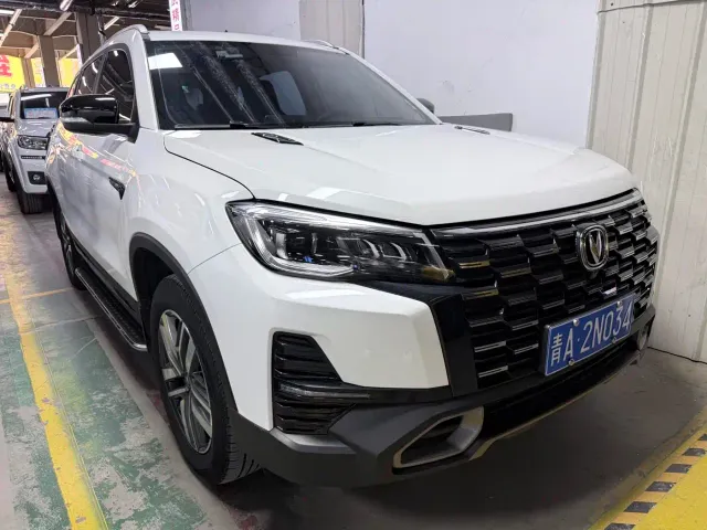 Changan CS75 — Фото автомобиля 3