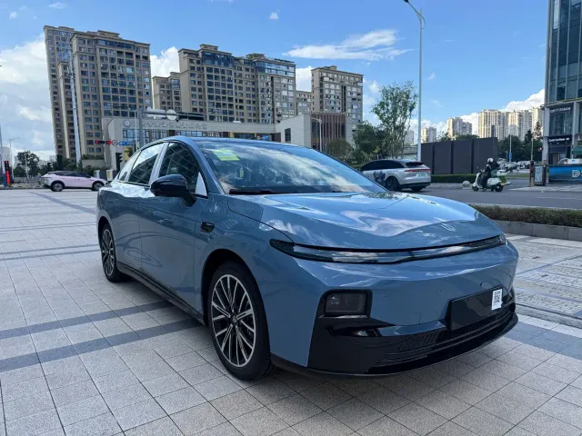 Leapmotor B01 — Фото автомобиля 3