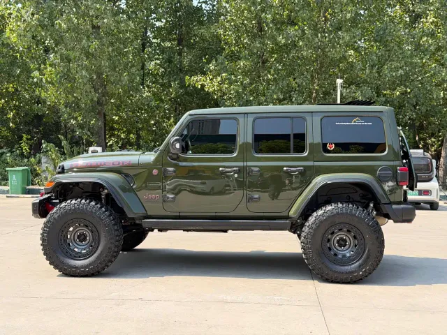 Jeep Wrangler — Фото автомобиля 5