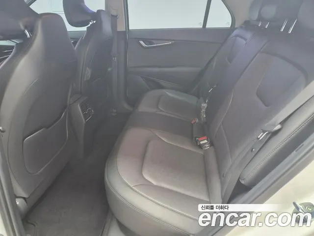 Kia Niro — Фото автомобиля 8