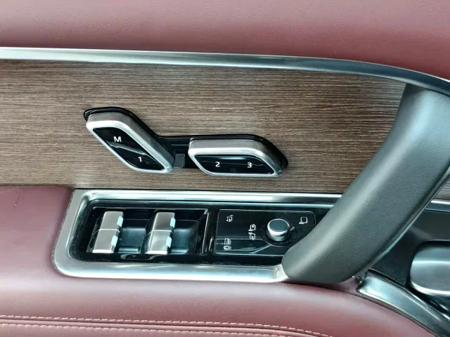 Land Rover Range Rover — Фото автомобиля 14