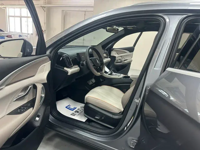BYD Song Pro — Фото автомобиля 11