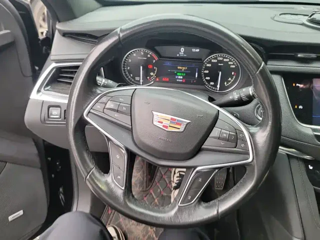 Cadillac XT5 — Фото автомобиля 15