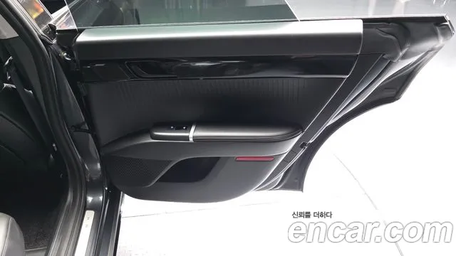 Hyundai Grandeur GN7 — Фото автомобиля 14