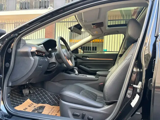 Nissan Teana — Фото автомобиля 10