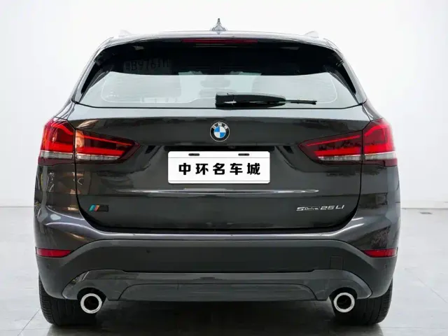 BMW X1 — Фото автомобиля 16