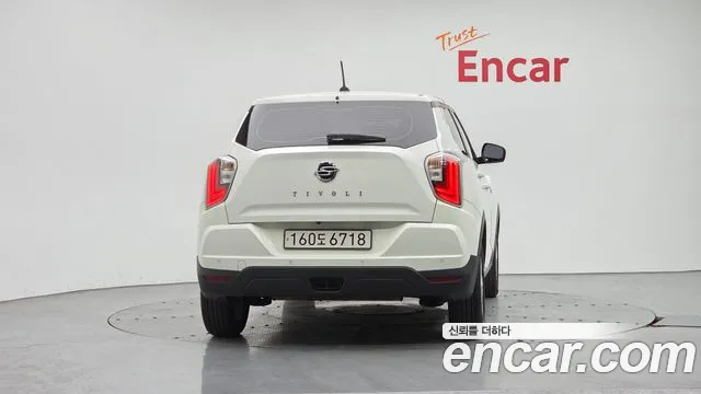 KG_Mobility_Ssangyong TIBOLI Very New Tivoli Бензин 1.5 2WD — Фото автомобиля 4