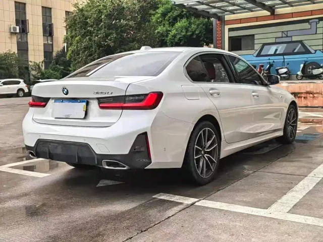 BMW 3 Series — Фото автомобиля 18