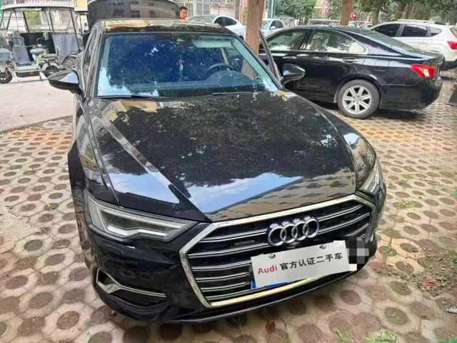 Фотография автомобиля — Audi A6L
