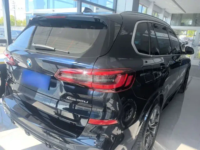 BMW X5 — Фото автомобиля 4