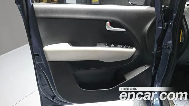 Kia RAY Новый Kia Ray Signature — Фото автомобиля 25