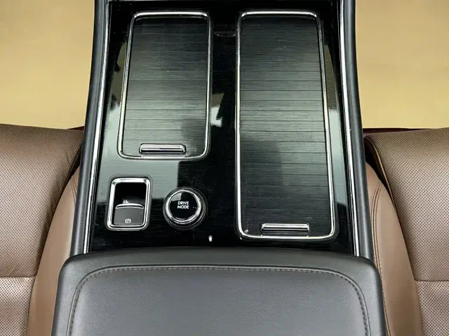 Lincoln Aviator — Фото автомобиля 22