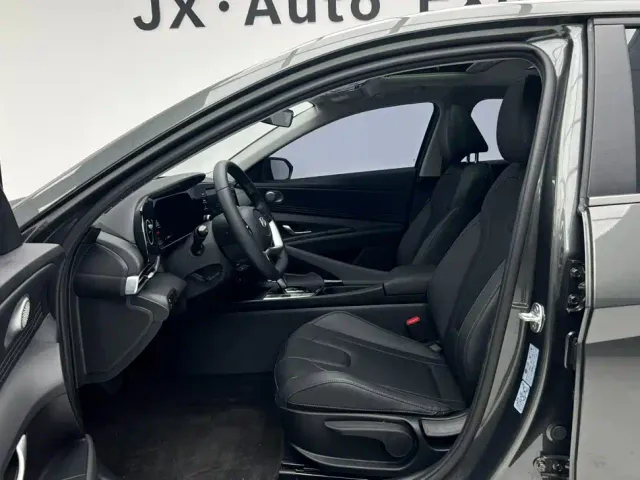 Hyundai Elantra — Фото автомобиля 17