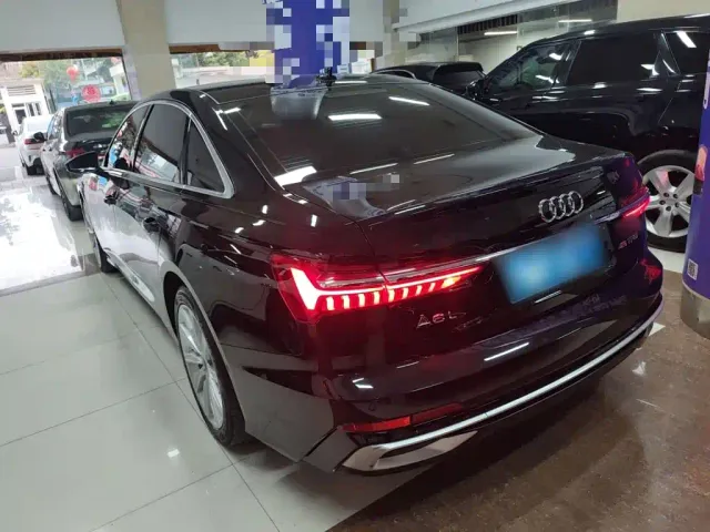 Audi A6L — Фото автомобиля 4