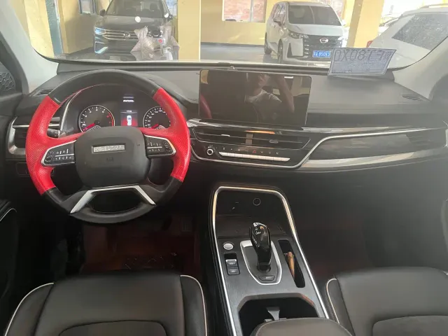 Haval H6 — Фото автомобиля 11