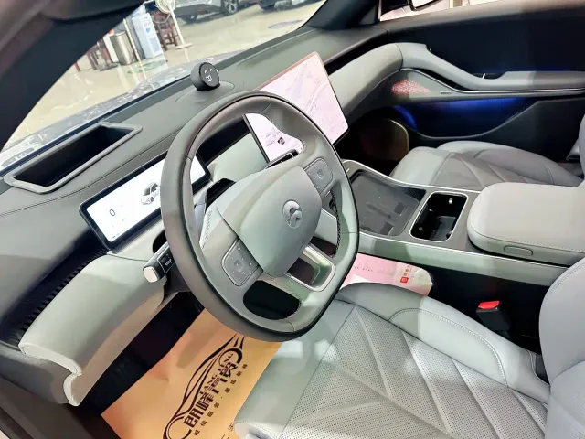 Nio ET5 Touring — Фото автомобиля 13