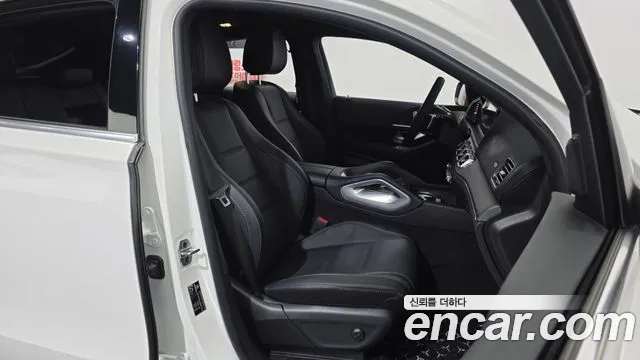 Mercedes-Benz GLE-Class — Фото автомобиля 21