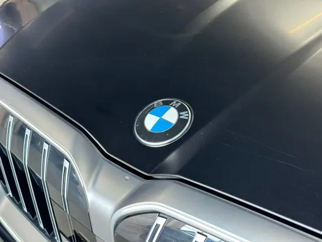 BMW 5 Series — Фото автомобиля 5