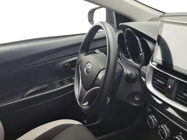 Toyota YARiS L Zhi Xuan — Фото автомобиля 22