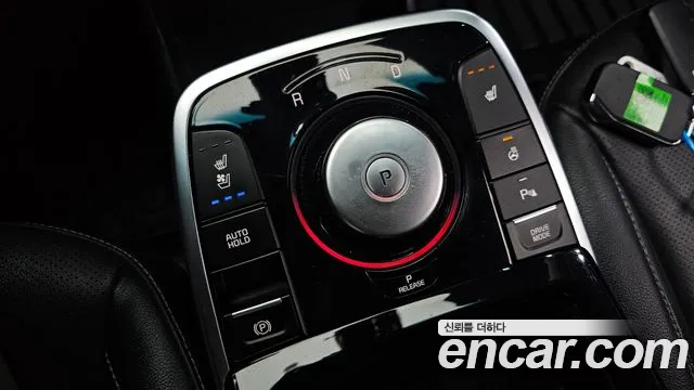 Kia Niro — Фото автомобиля 9