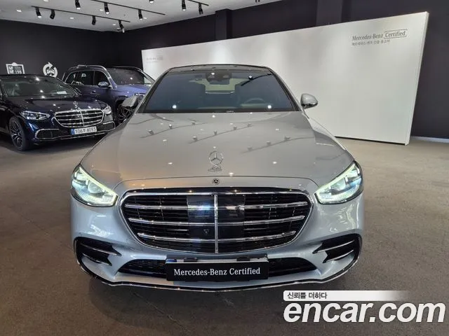 Mercedes-Benz S-Class — Фото автомобиля 3