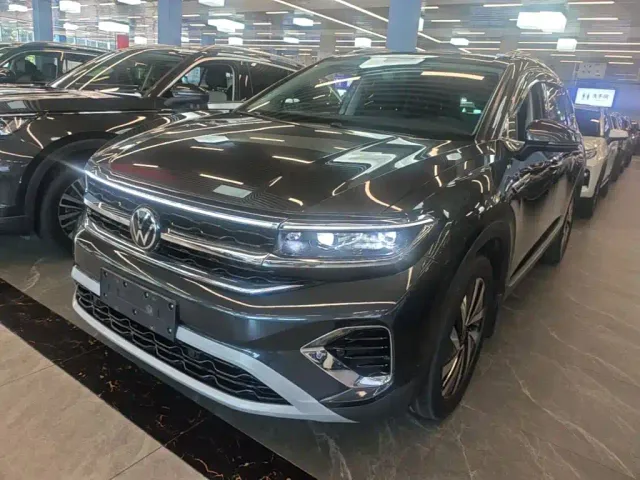 Фотография автомобиля — Volkswagen Talagon