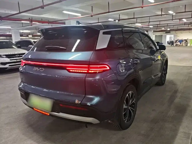 BYD Song Pro — Фото автомобиля 6