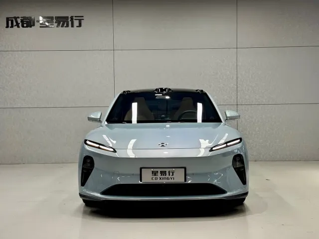 Nio ET5 — Фото автомобиля 2