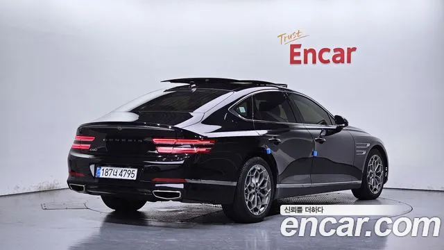 Genesis G80 RG3 — Фото автомобиля 2